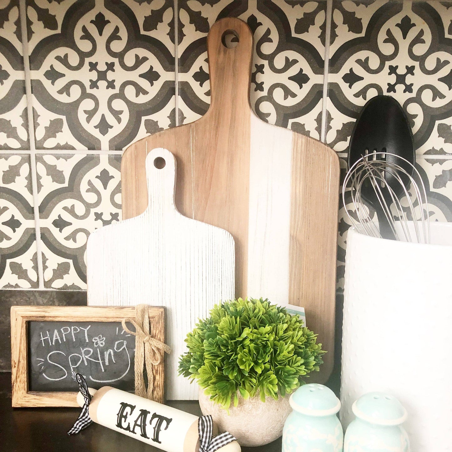 Foundations Decor Weathered Cutting Board - Medium