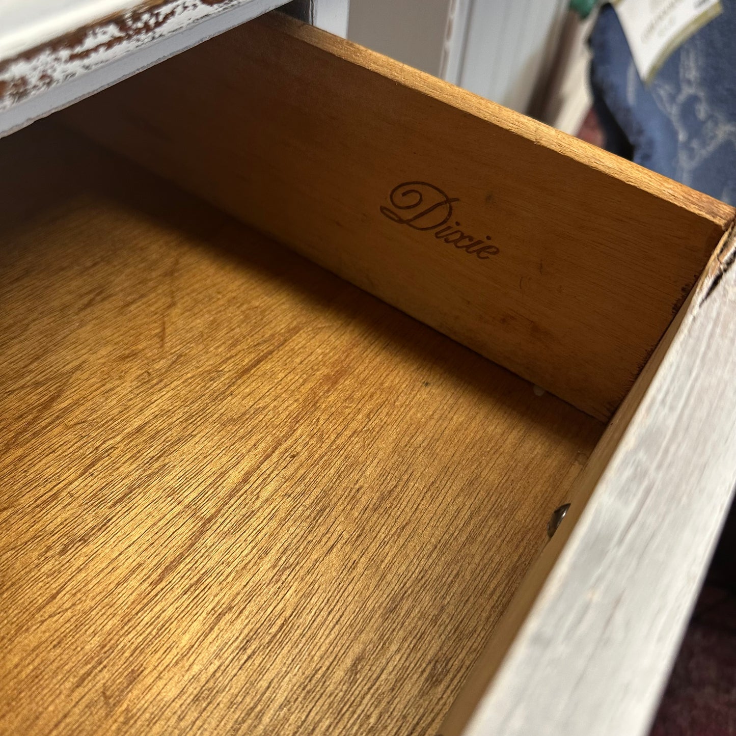 Dixie Flower Side Table