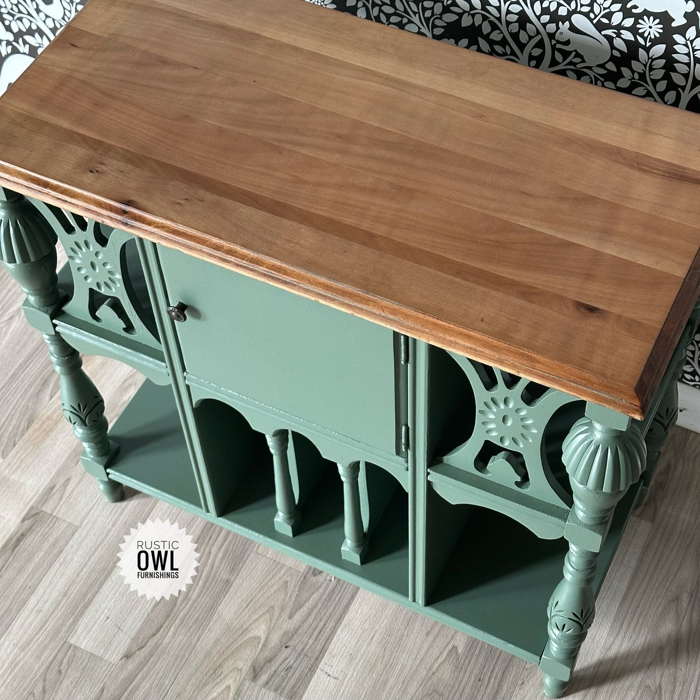 Vintage Humidor/Magazine Stand