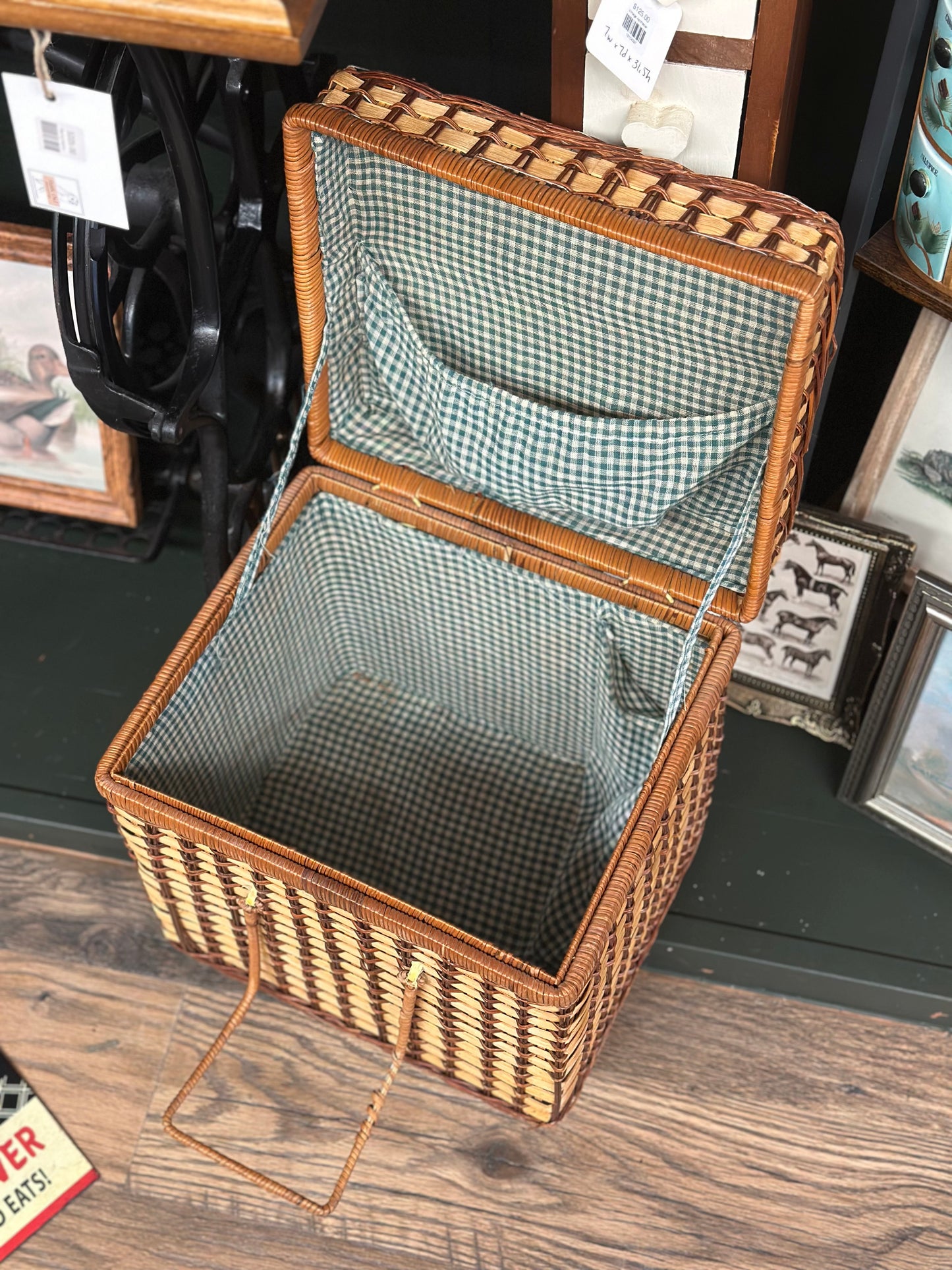 Vintage Picnic Basket
