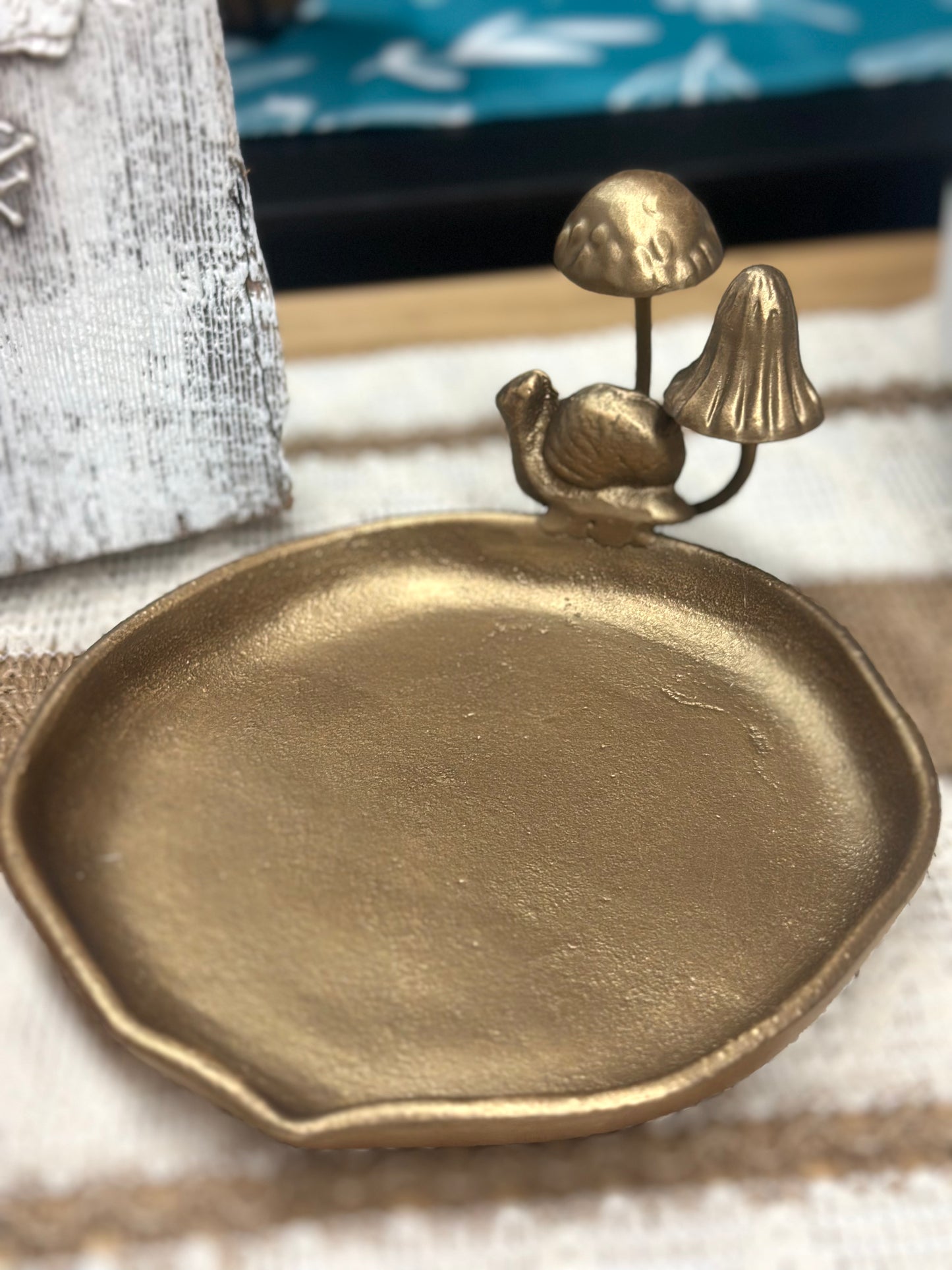 Cast Metal Antique Gold Tabletop Mushrooms Dish
