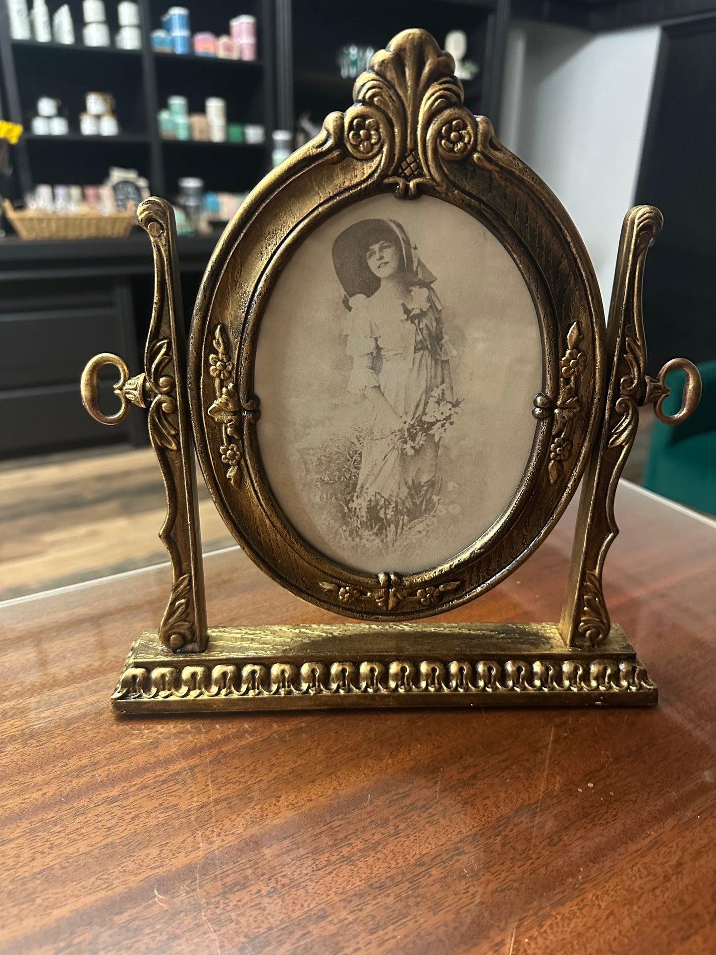 Vintage Gold Picture Frame