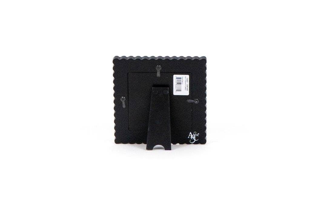4X4 Black Wood Scallop Photo Frame