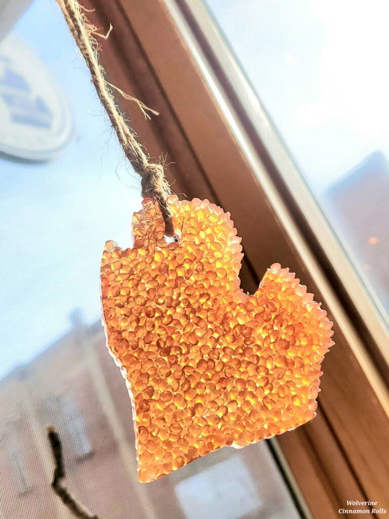 Hanging Air Freshener - Wolverine Cinnamon Rolls