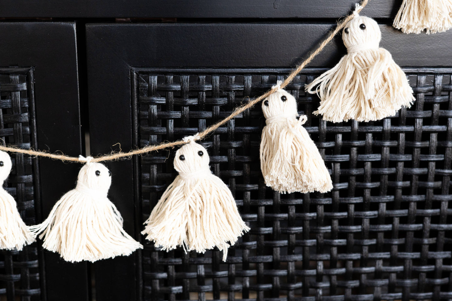 36” garland TASSEL GHOSTS