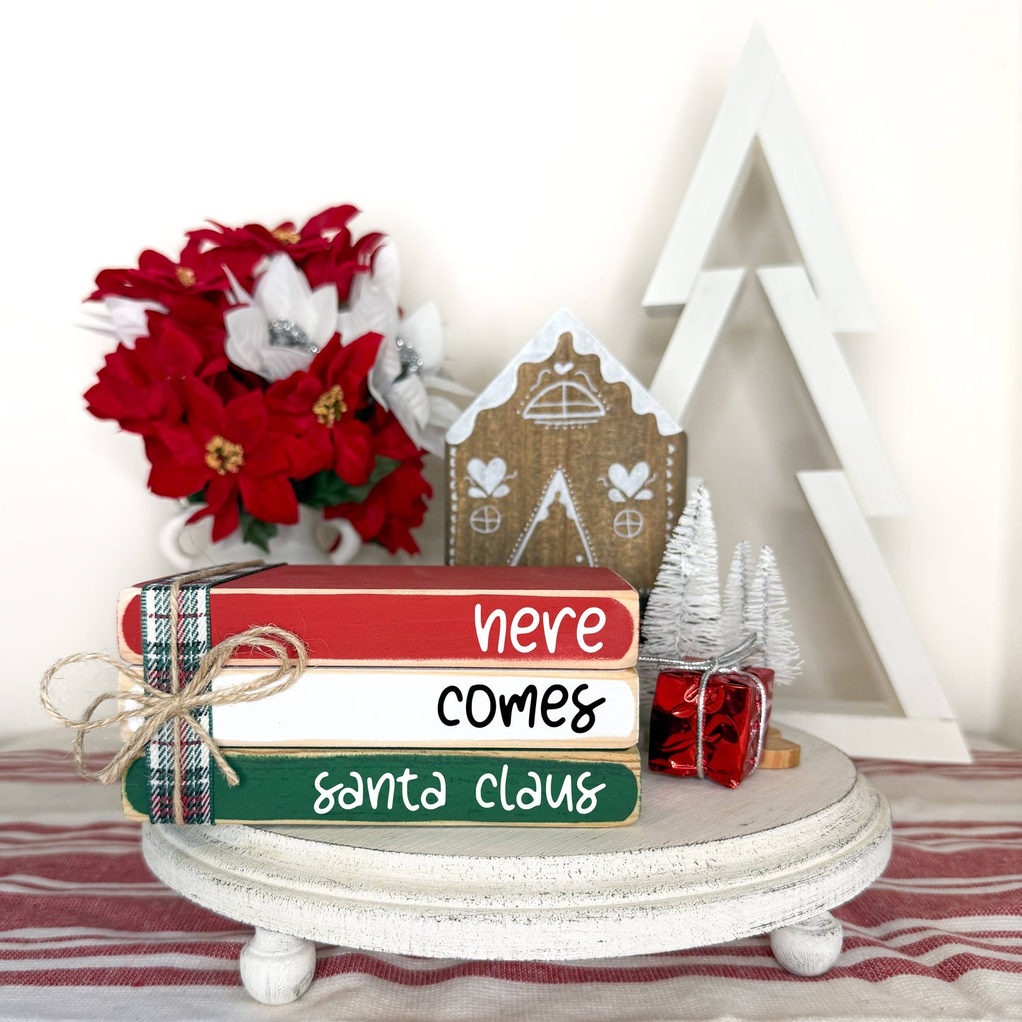 Here Comes Santa Block Book Stack