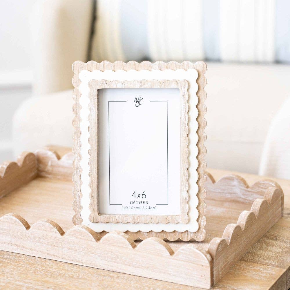 White/Natural Scallop Frame- 4x6