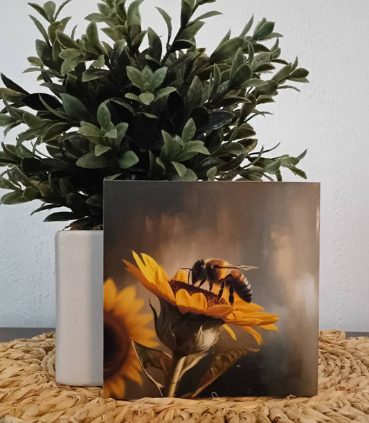 Bee Pollinating