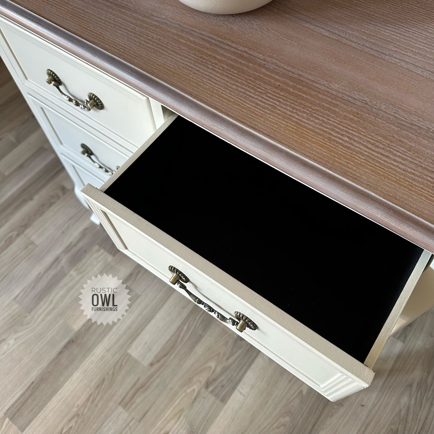 Off White Dresser/Stand