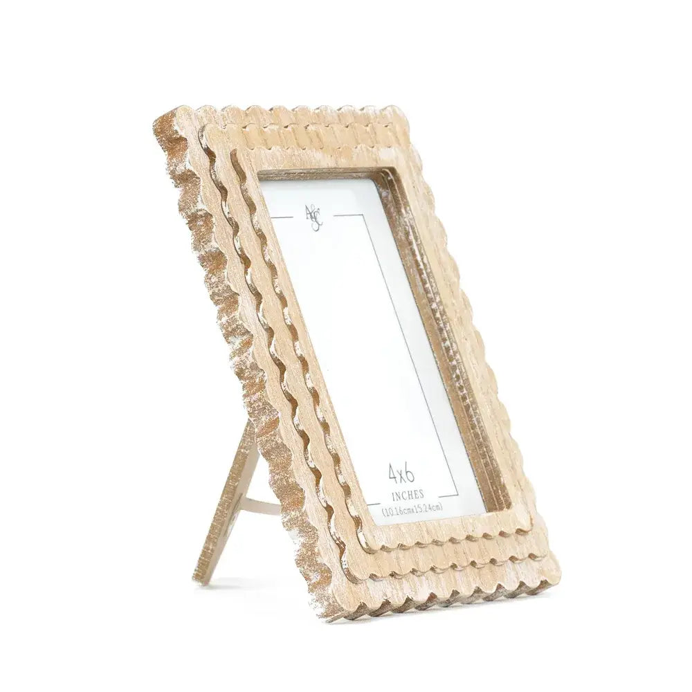 Natural Scallop Frame- 4x6
