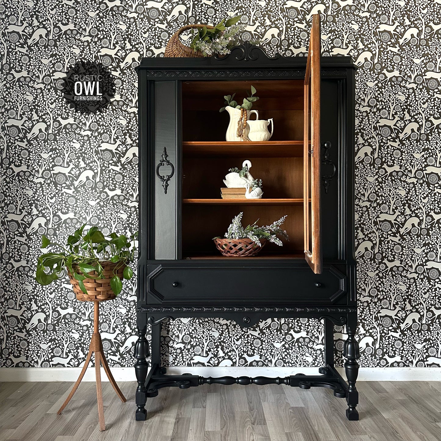 Robbins Furniture China Cabinet