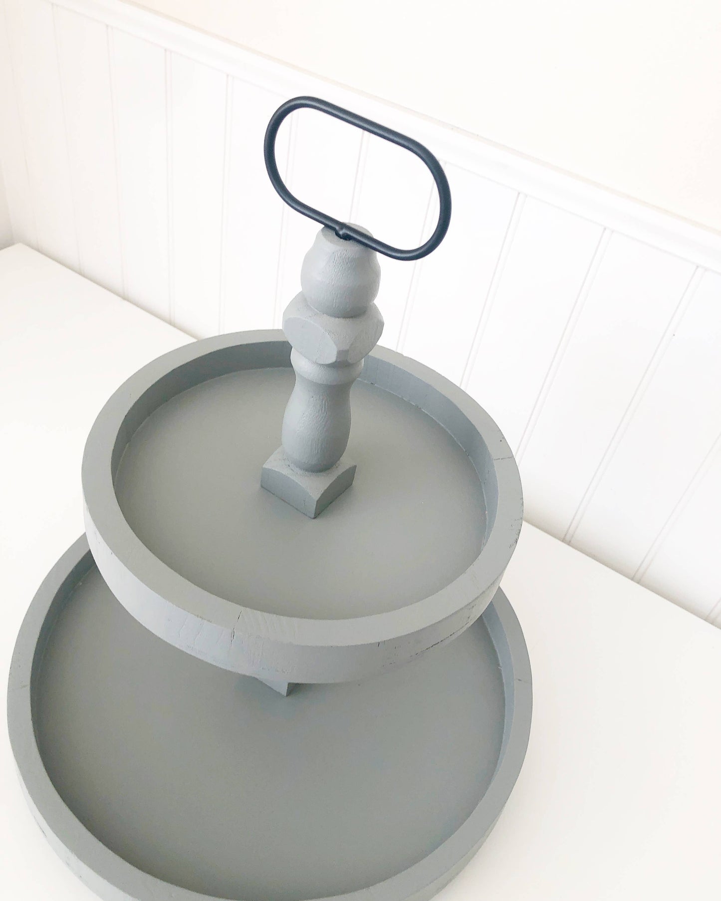 Tiered Tray - Farmhouse Gray Round 15"