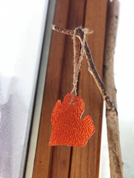 Hanging Air Freshener - Mitten Mahogany Teak