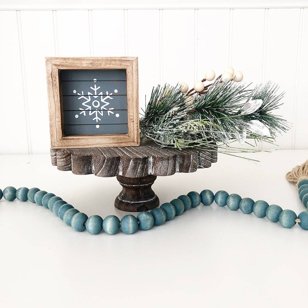 Scalloped Tray Stands