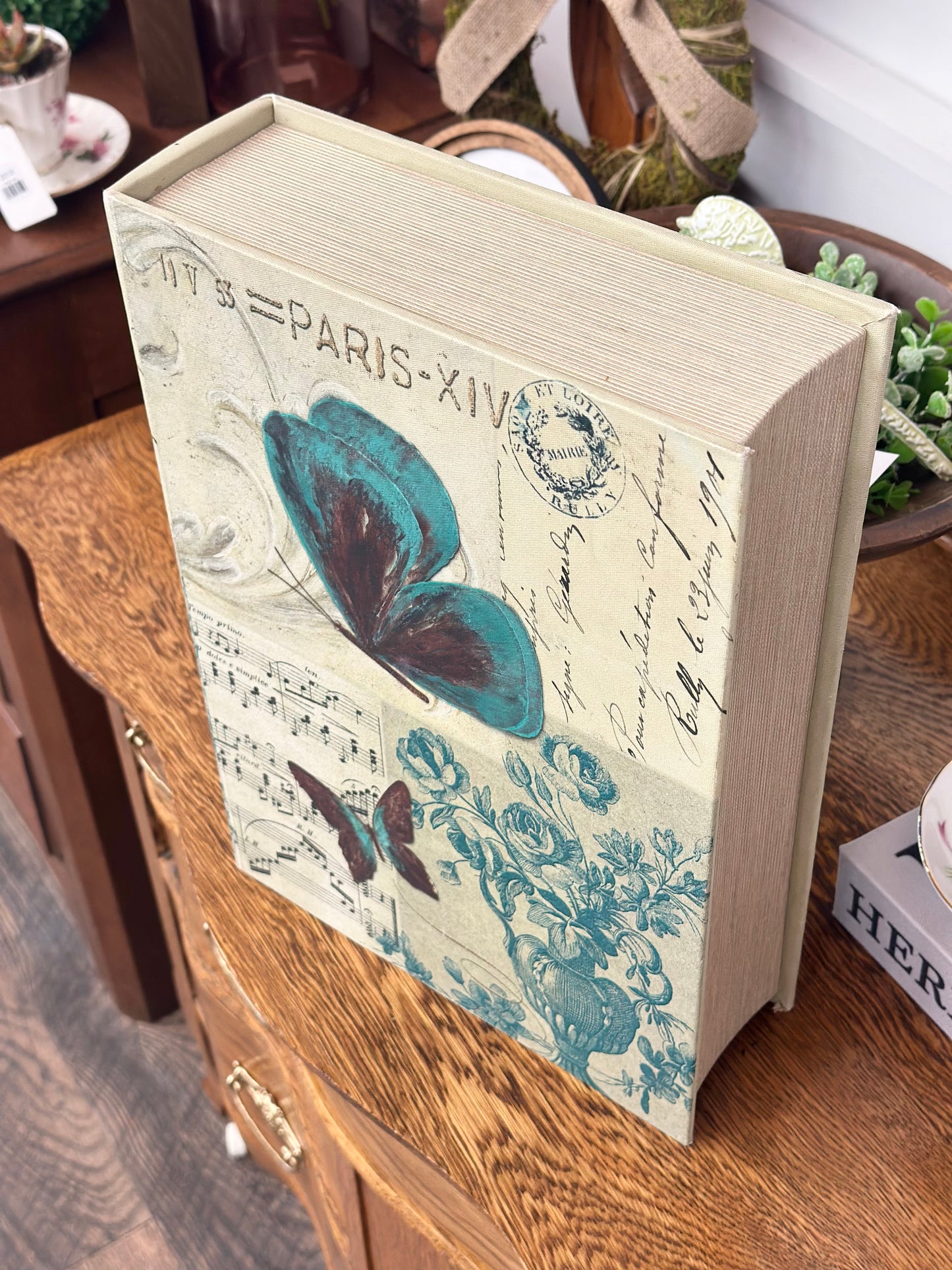 Faux Decor Book