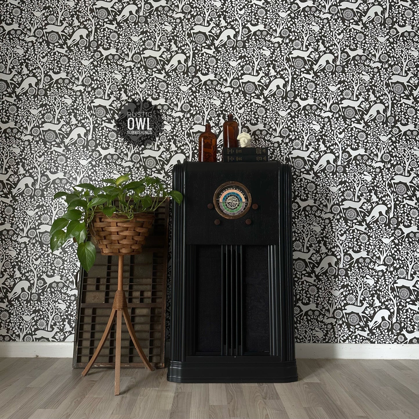 Vintage Truetone Radio