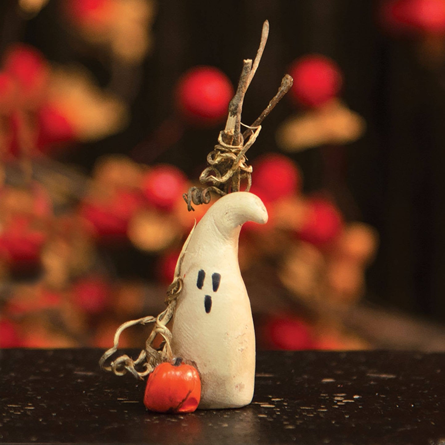 Resin Ghost Figurine, 1.5"