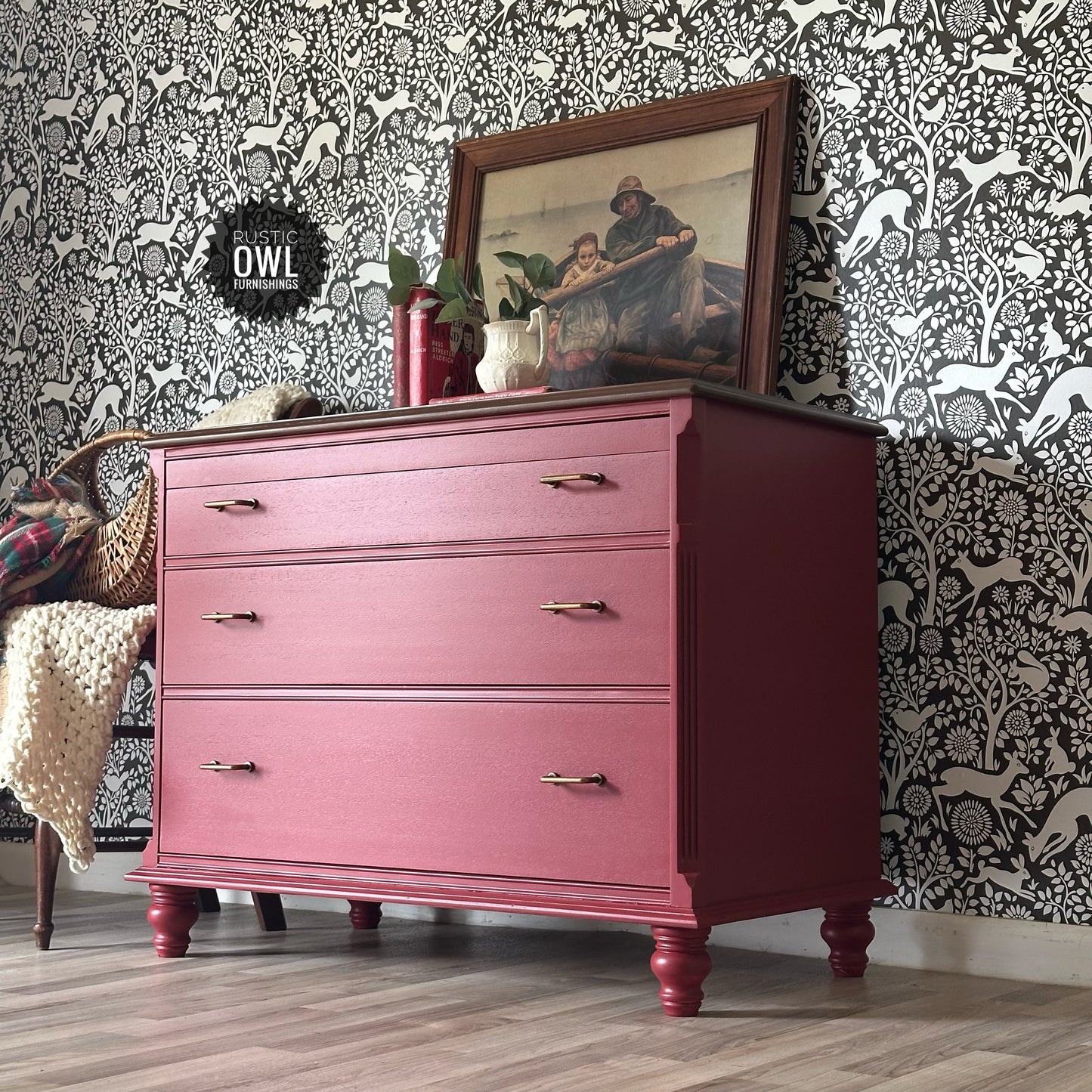 Cavalier Dress away Dresser