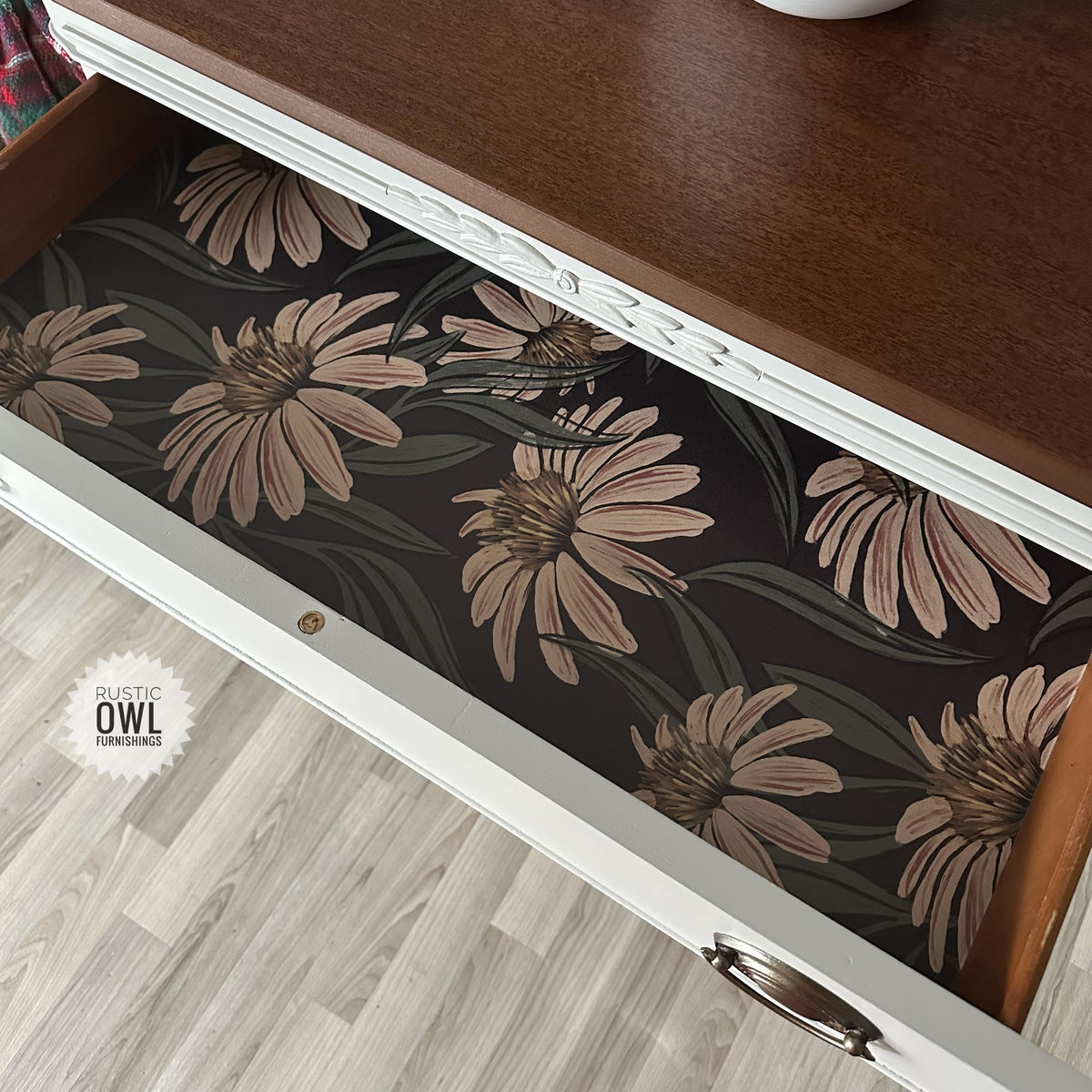Mengel Hepplewhite Desk/Entry Table