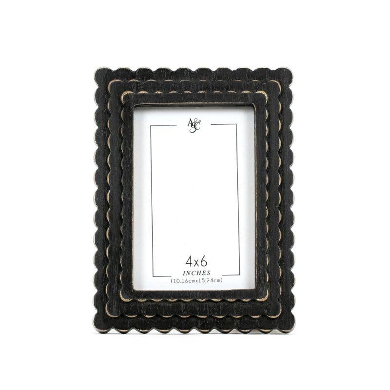 Black Scallop Frame- 4x6