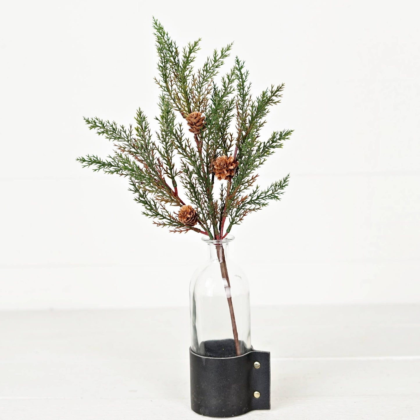 Dark Green Country Cypress Pine w. Pinecone
