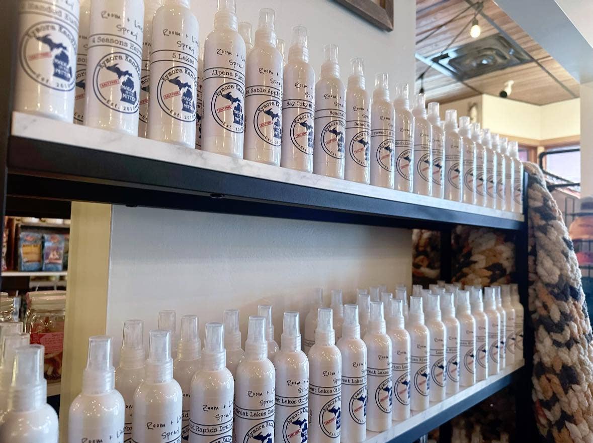 Room & Linen Spray- Wolverine Cinnamon Rolls