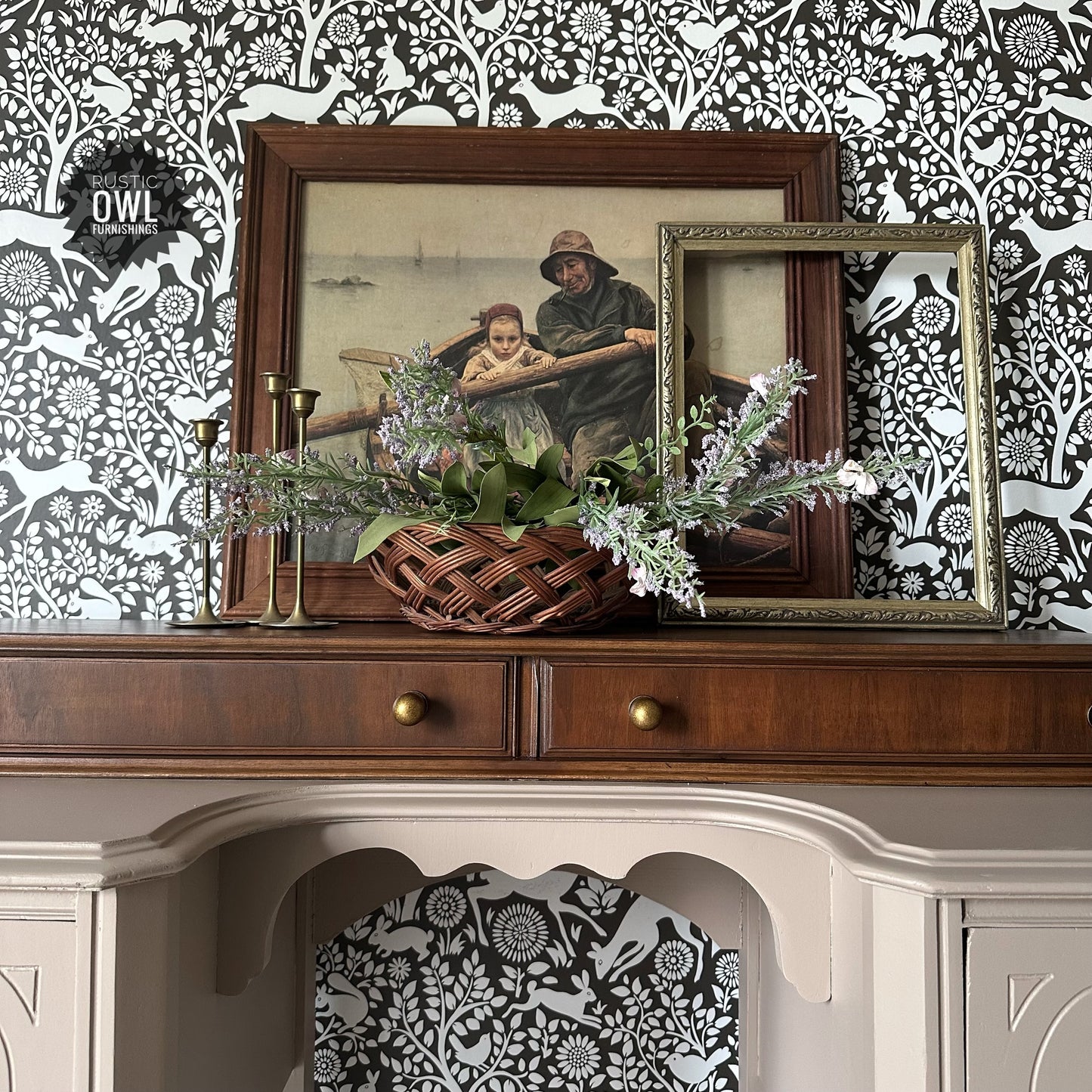 Vintage Vanity Table