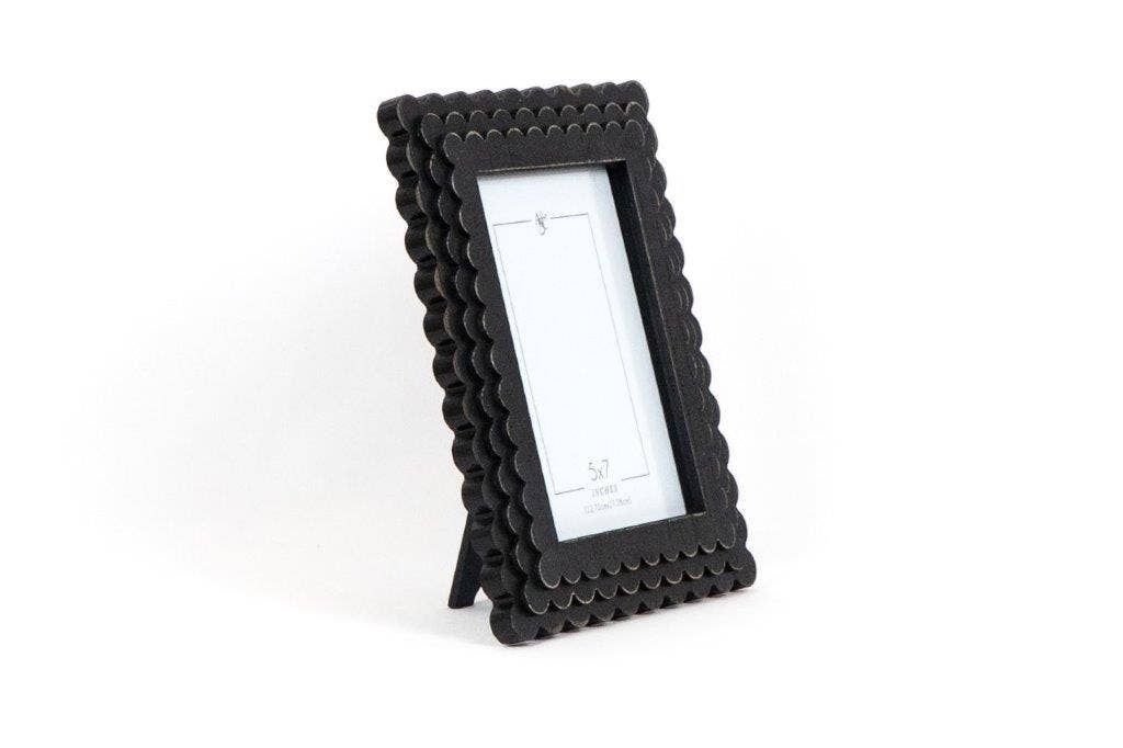 5X7 Black Wood Scallop Photo Frame