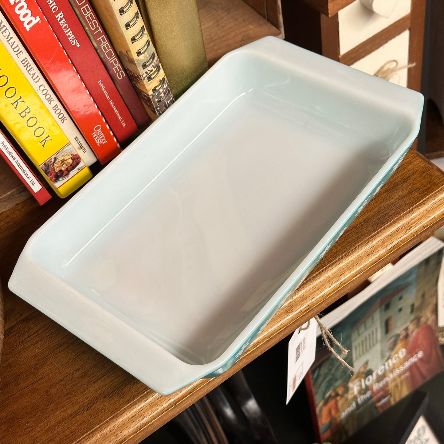 Vintage Snowflake Pyrex Casserole Dish