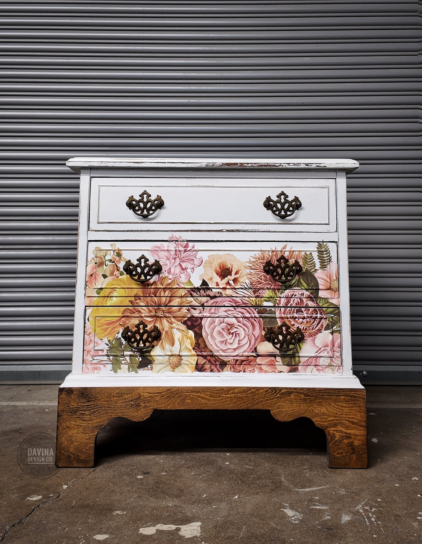 Dixie Flower Side Table