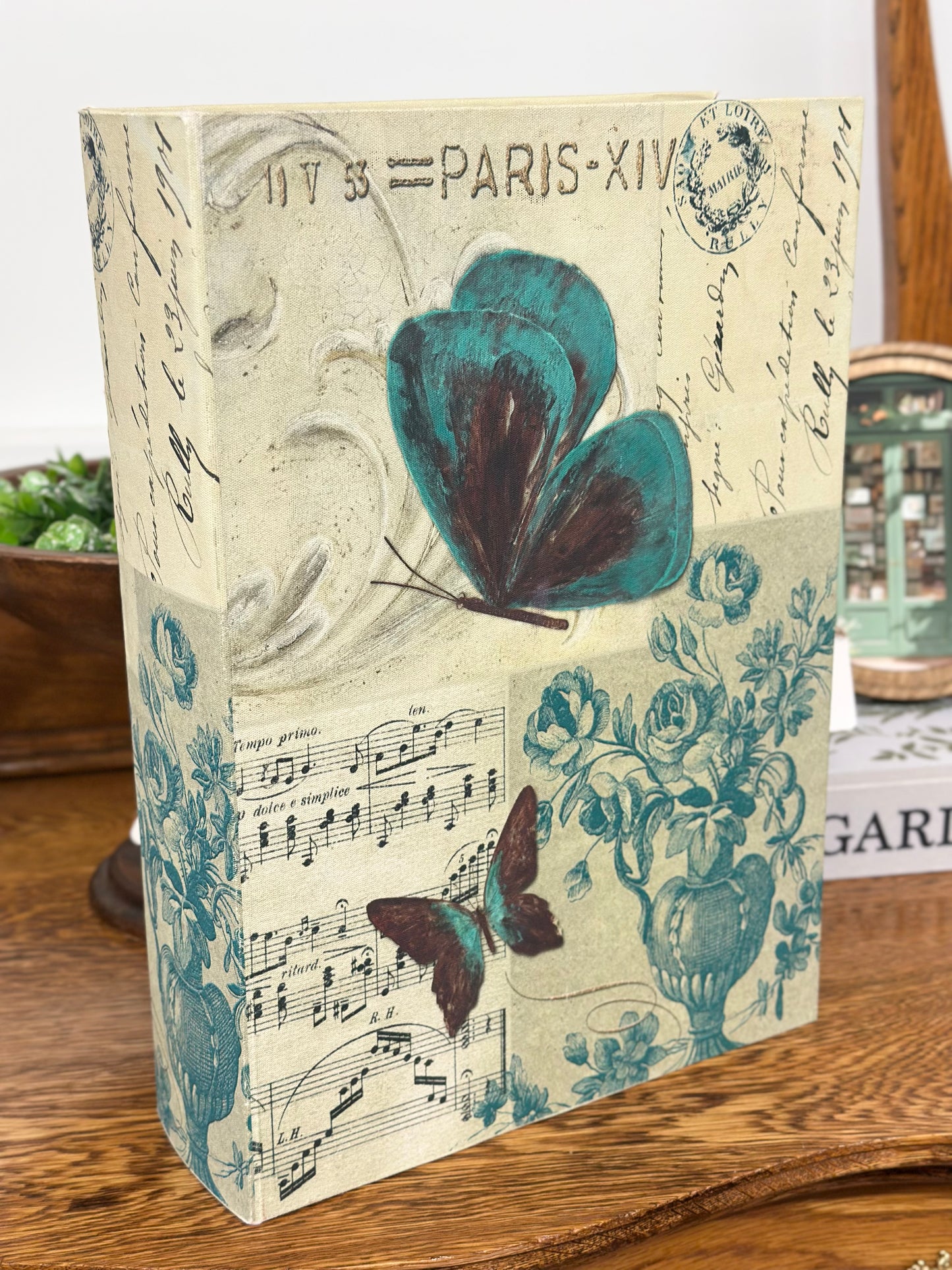 Faux Decor Book