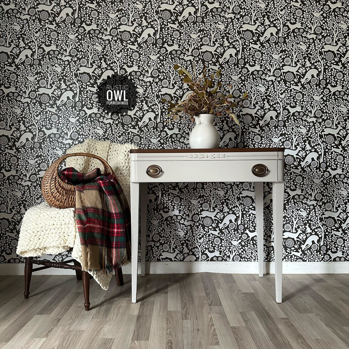 Mengel Hepplewhite Desk/Entry Table