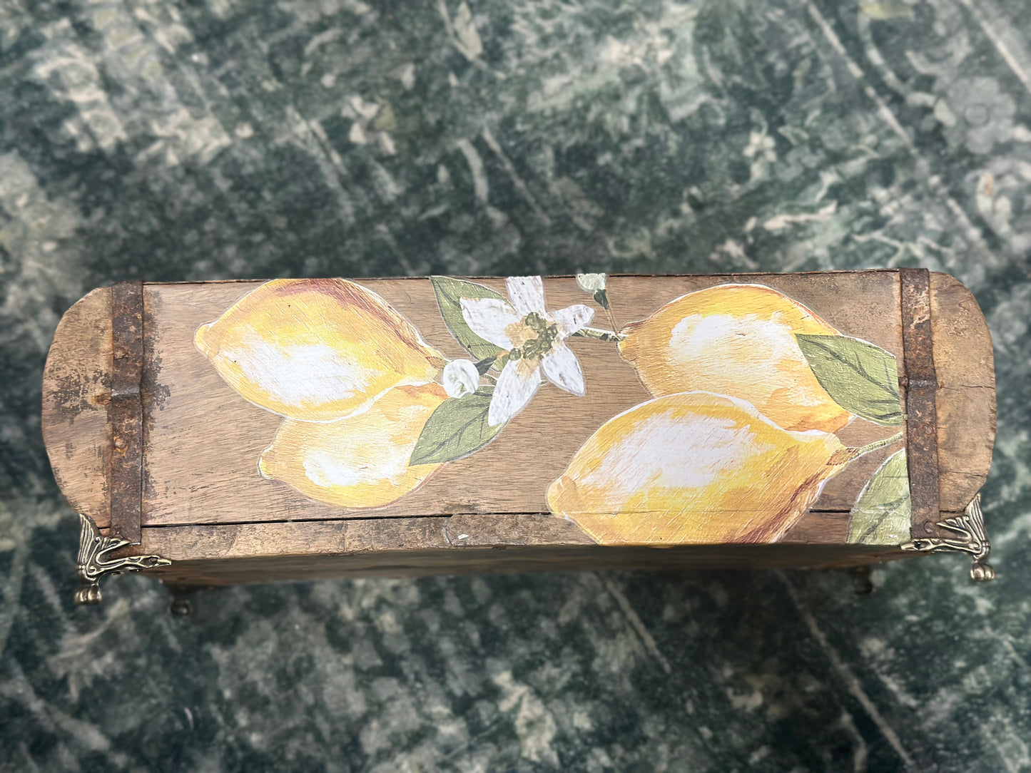 Antique Brick Mold Decor