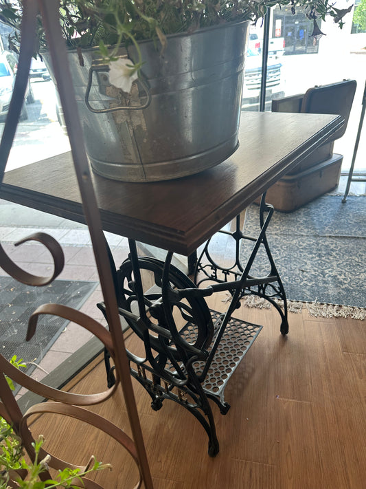 Sewing Machine Table