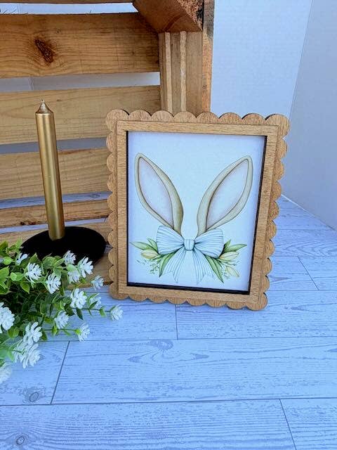 Bunny Ears Scallop Wood Frame