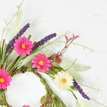 Spring Mix Daisy Candle Ring- 3.5in