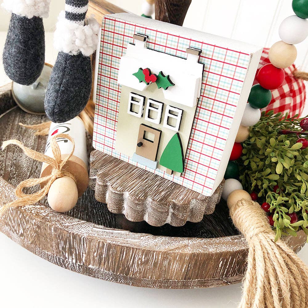 Foundations Decor Mini Scalloped Risers (Set of 2)