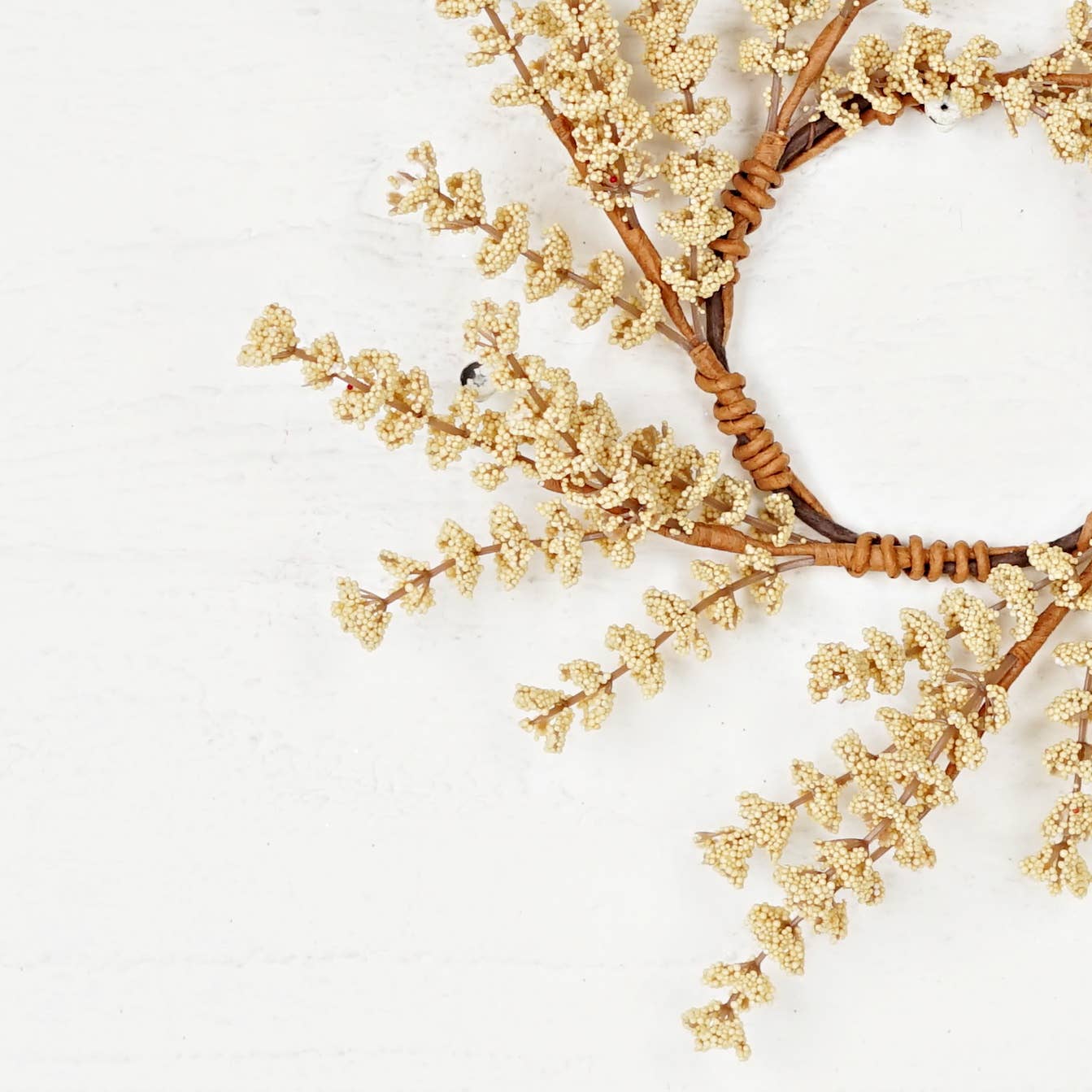 Beige Millet Berry Candle Ring